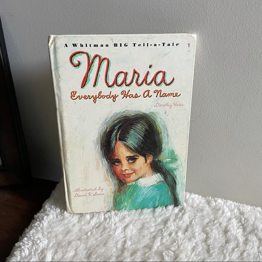 Vintage Book 1966 MARIA Everybody has a Name